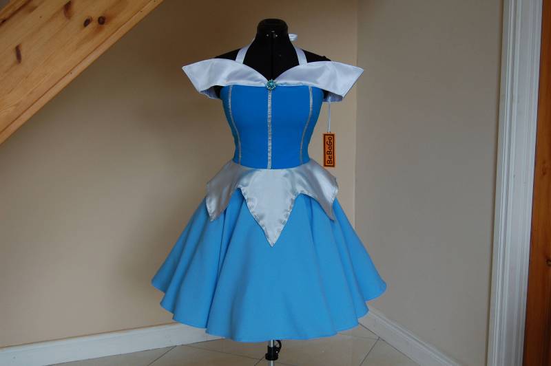 Blaues Kleid, Prinzessin Cosplay Kostüm Blaues Kleid, Prinzessin Cosplay Kostüm von BeBaGo