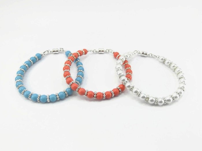 Swarovski Perlen-Armband-Set - Türkis Und Koralle Armband Perlen Stacking von BeBeautifulDesigns