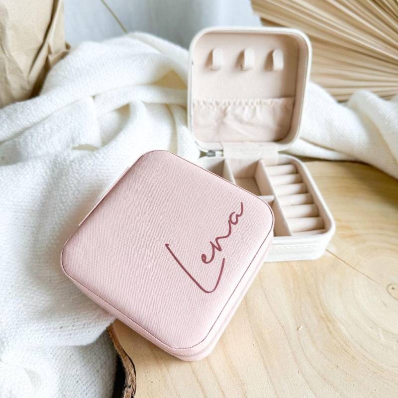 Personalisierte Schmuckbox | Schmuckkästchen Mit Namen Aus Leder Schmuckaufbewahrung Für Unterwegs Geschenk Schwester Freundin Mama von BeBonnieShop
