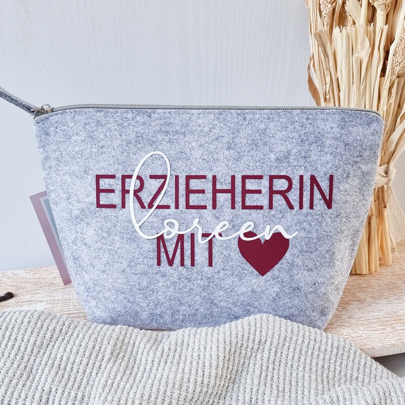 Personalisierte Tasche Aus Filz | Erzieherin Mit Herz Und Namen Design 2 Geschenk Abschied Personalisierte Tasche Aus Filz | Erzieherin Mit Herz Und Namen Design 2 Geschenk Abschied von BeBonnieShop