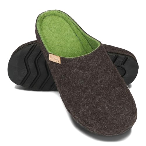 BeComfy Damen Herren Filz Hausshuhe mit Fußbett Unisex-Pantoffeln aus natürlichem Wollfilz Feste Sohle 36-46 EU (Braun, 44) von BeComfy