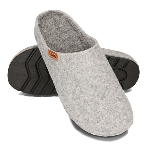 BeComfy Damen Herren Filz Hausshuhe mit Fußbett Unisex-Pantoffeln aus natürlichem Wollfilz Feste Sohle 36-46 EU (Grau, 36) von BeComfy