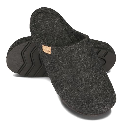 BeComfy Damen Herren Filz Hausshuhe mit Fußbett Unisex-Pantoffeln aus natürlichem Wollfilz Feste Sohle 36-46 EU (Schwarz, EU Schuhgrößensystem, Erwachsene, Numerisch, M, 37) von BeComfy