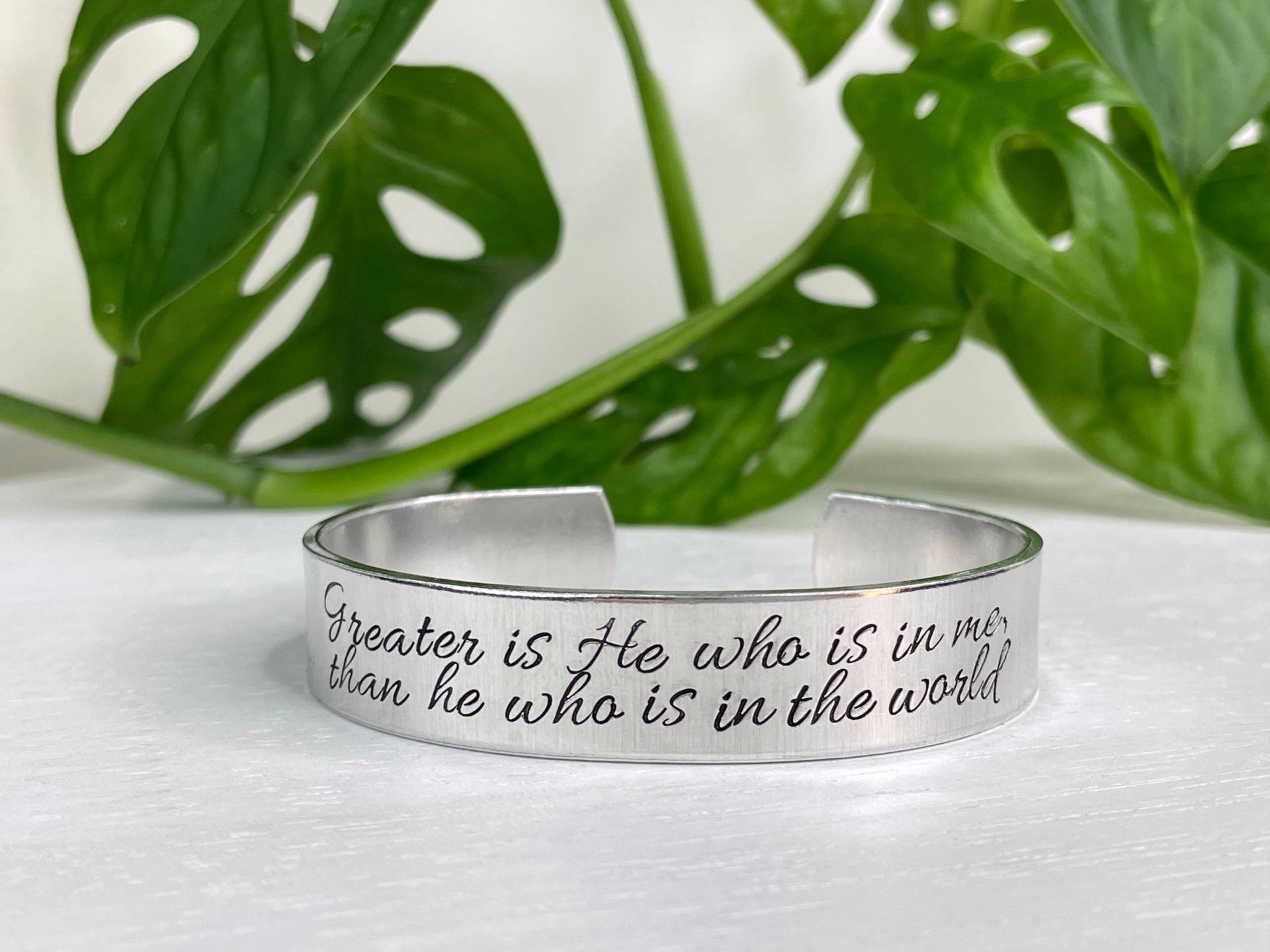 Größer Ist Der, Der in Mir Ist, Als Welt | 1 Johannes 4, 4 Schrift Armband Christliches Geschenk Für Sie Christlichen Schmuck Größer Ist Der, Der in Mir Ist, Als Welt | 1 Johannes 4, 4 Schrift Armband Christliches Geschenk Für Sie Christlichen Schmuck von BeFoundStanding