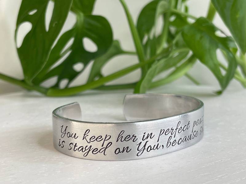 Jesaja 263 | Sie in Perfektem Frieden Halten, Weil Sie Ihnen Vertraut Schrift Armband Christliches Geschenk Für Ermutigungsgeschenk Jesaja 263 | Sie in Perfektem Frieden Halten, Weil Sie Ihnen Vertraut Schrift Armband Christliches Geschenk Für Ermutigungsgeschenk von BeFoundStanding