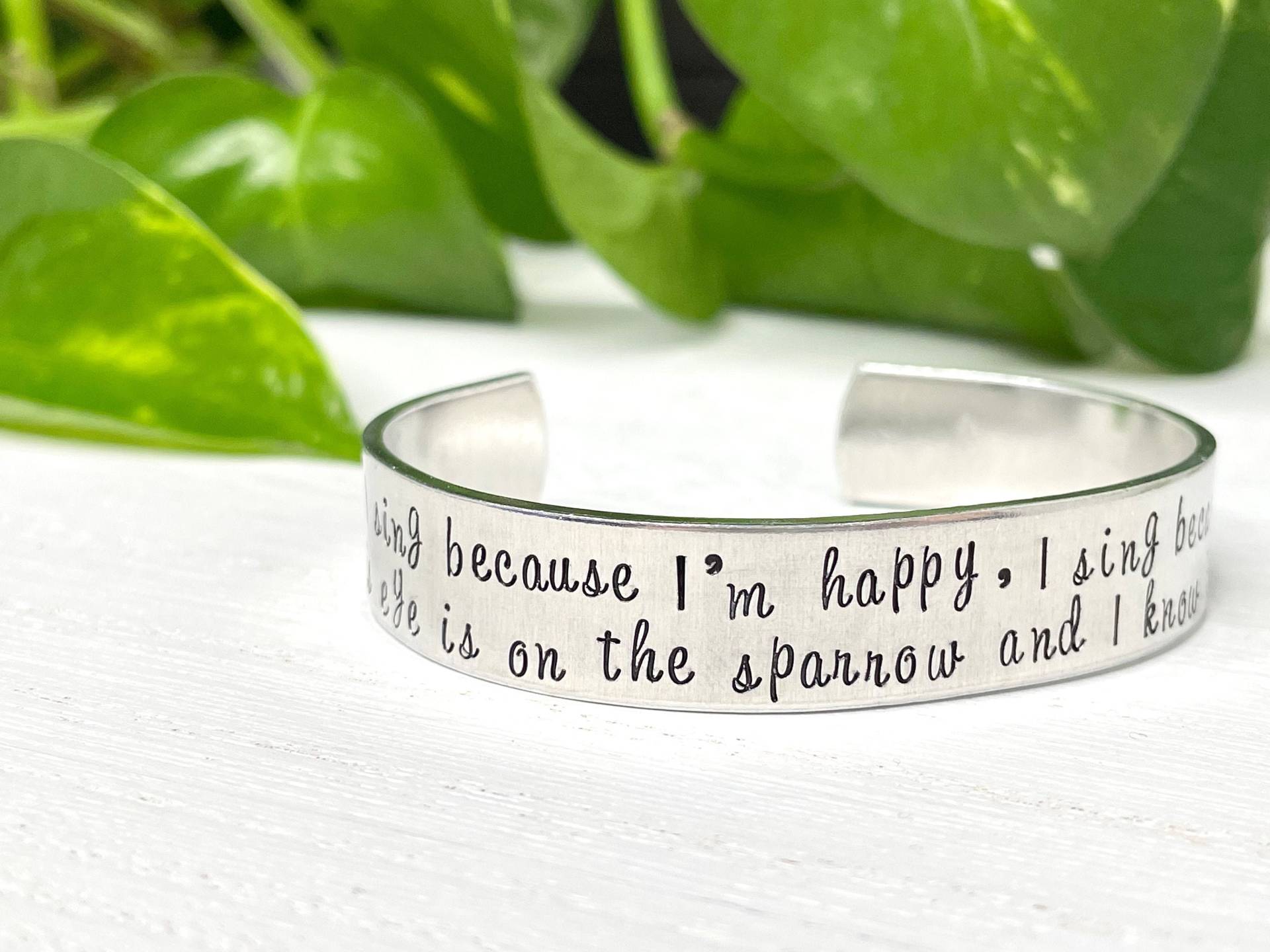 Sein Auge Gilt Dem Spatz | Bibel Vers Armband Hymne Geschenk Christliches Trauerfall Ermutigungsgeschenk Für Freund Sein Auge Gilt Dem Spatz | Bibel Vers Armband Hymne Geschenk Christliches Trauerfall Ermutigungsgeschenk Für Freund von BeFoundStanding