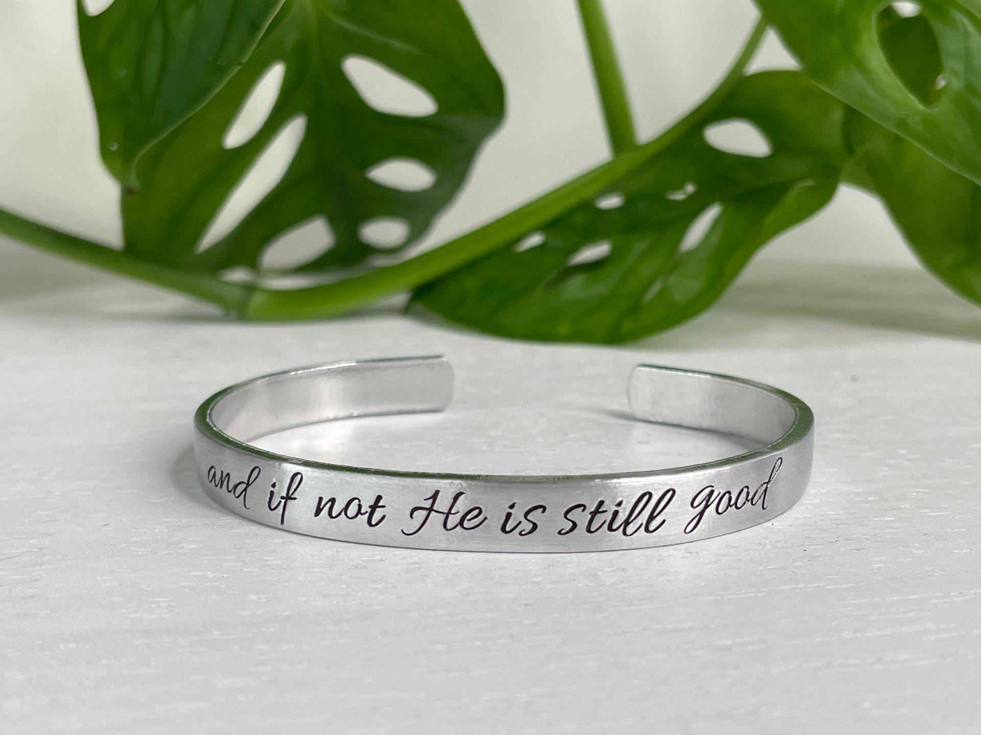 Und Wenn Nicht Ist Er Immer Noch Brav | Daniel 318 Schrift Armband Trauer Geschenk Fehlgeburt Christlicher Freund Ermutigung Und Wenn Nicht Ist Er Immer Noch Brav | Daniel 318 Schrift Armband Trauer Geschenk Fehlgeburt Christlicher Freund Ermutigung von BeFoundStanding