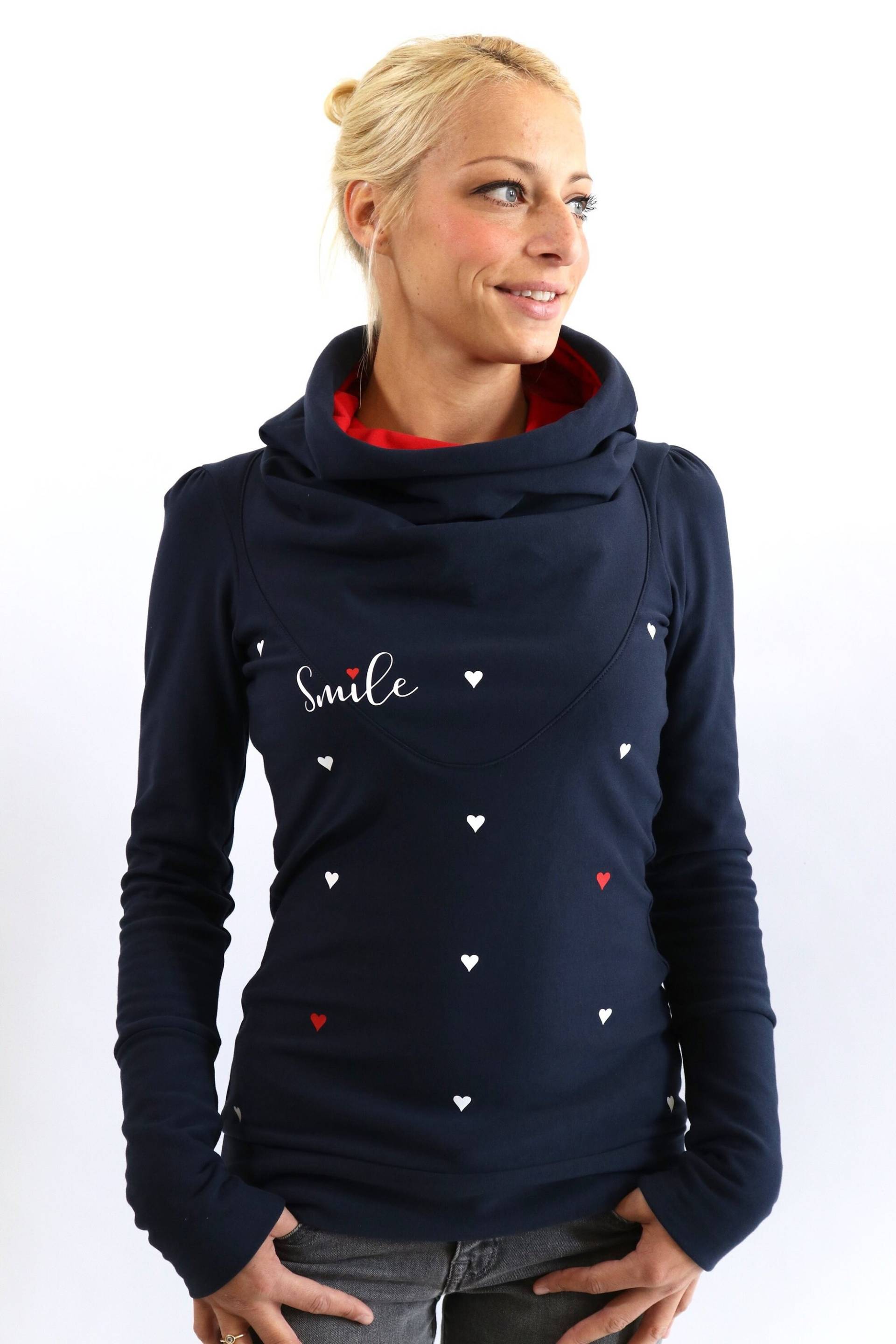 Hoodie "Mika-49", Dunkelblau, Rot, Smile, Herzen Hoodie "Mika-49", Dunkelblau, Rot, Smile, Herzen von BeStrangeFashion