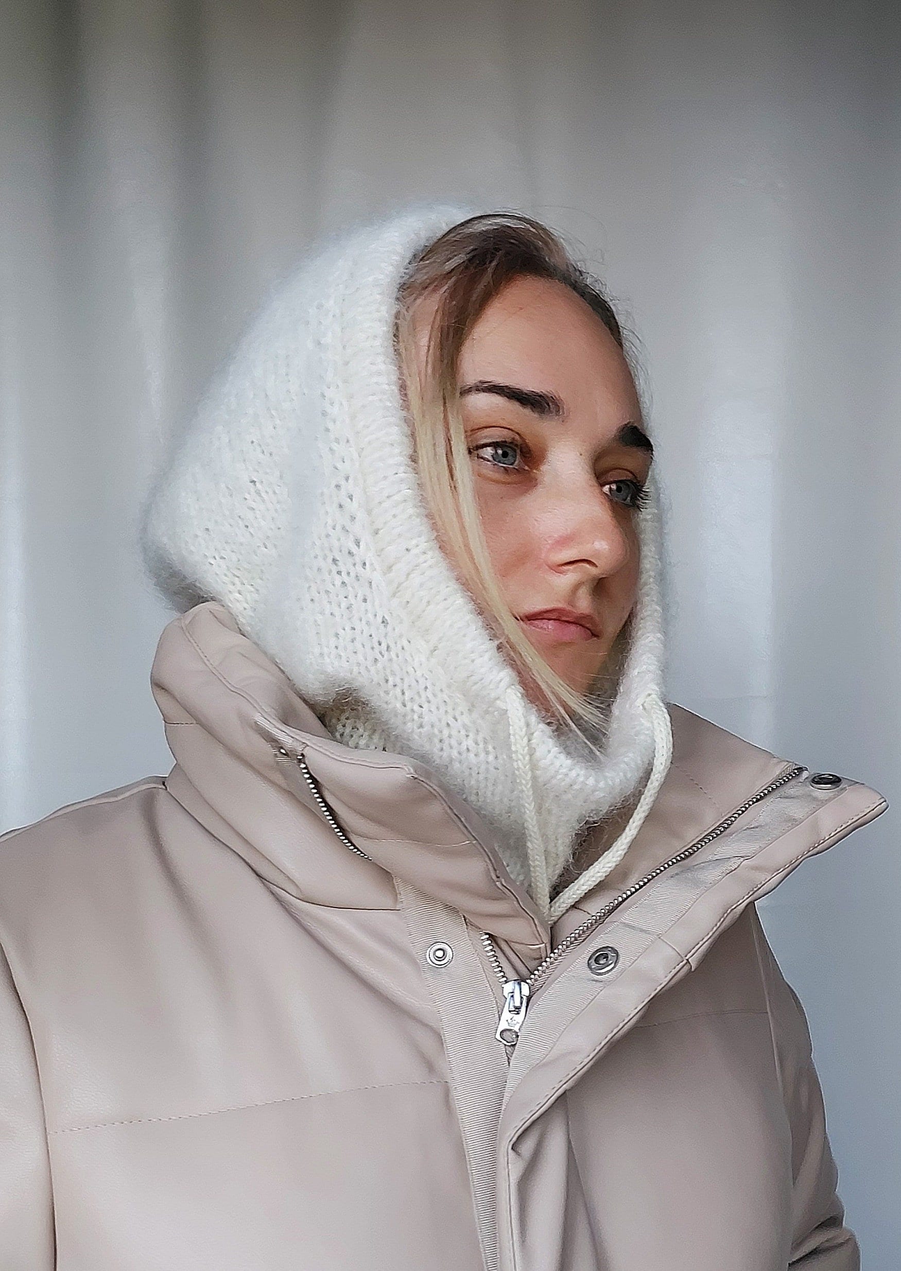 Warme Gestrickte Frauen Haube, Alpaka Schal, Kapuze, Winter Milky Flauschige Balaclava Für Frauen, Flauschige Strick Haube von BeTaKnitWear