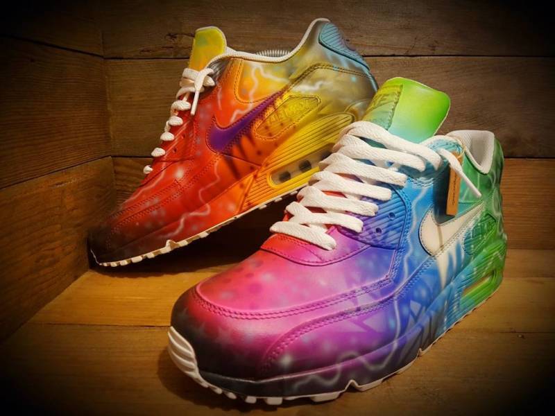 Air Max 90/Turnschuhe/Schuhe/Kicks/Premium/Personalisiert/Farbe Graffiti-Weiß Air Max 90/Turnschuhe/Schuhe/Kicks/Premium/Personalisiert/Farbe Graffiti-Weiß von BeUniqueCreate