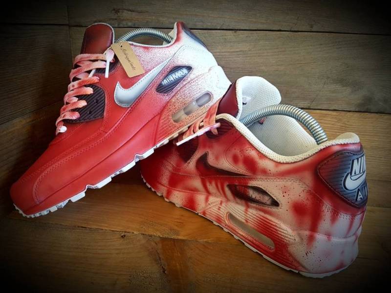 Air Max 90/Turnschuhe/Schuhe/Kicks/Premium/Personalisiert/Halloween/Blutbefleckt Air Max 90/Turnschuhe/Schuhe/Kicks/Premium/Personalisiert/Halloween/Blutbefleckt von BeUniqueCreate