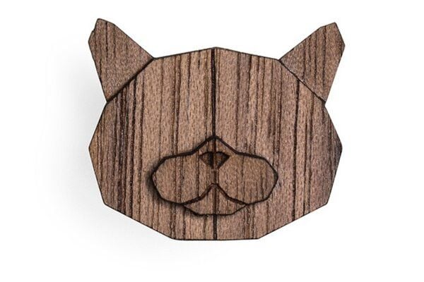 BeWooden Brosche aus Holz "British Cat"| Mode Schmuck von BeWooden