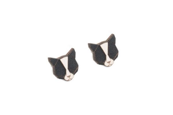 BeWooden Ohrstecker mit Holzdetails | Motiv Schwarze Katze | Ohrringe "Black Cat Earrings" von BeWooden