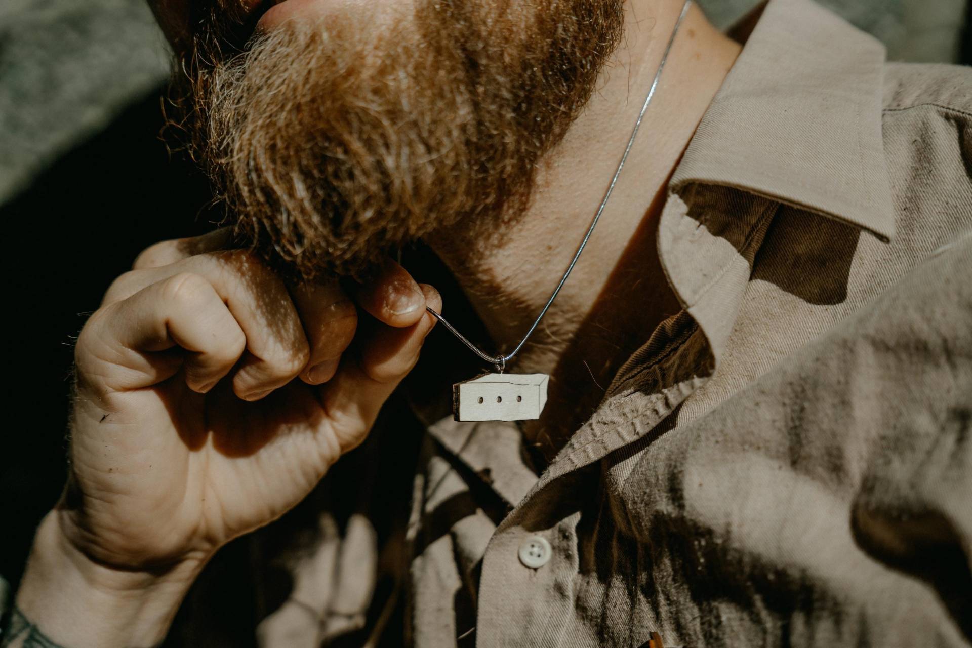 Box For Lamb Pendant - Little Prince Necklace Wooden Literary Handcrafted Book Jewelry Eco-Friendly Engraved von BeWoodenCompany