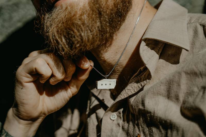 Box For Lamb Pendant - Little Prince Necklace Wooden Literary Handcrafted Book Jewelry Eco-Friendly Engraved von BeWoodenCompany