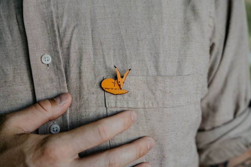 Little Prince Fox Brooch | Wooden Fox Pin Handcrafted Literary Eco-Friendly Jewelry Holzbrosche Fuchs Des Kleinen Prinze von BeWoodenCompany