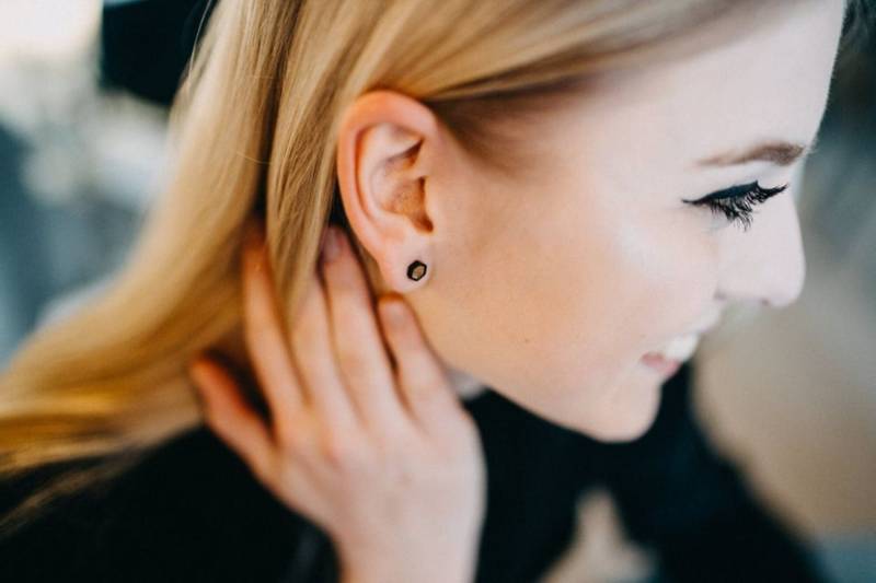 Apis Nox Earrings - Hexagon Metal Hexagon Handmade Original Eco-Friendly Accessories Minimalist Bewooden von BeWoodenCompany