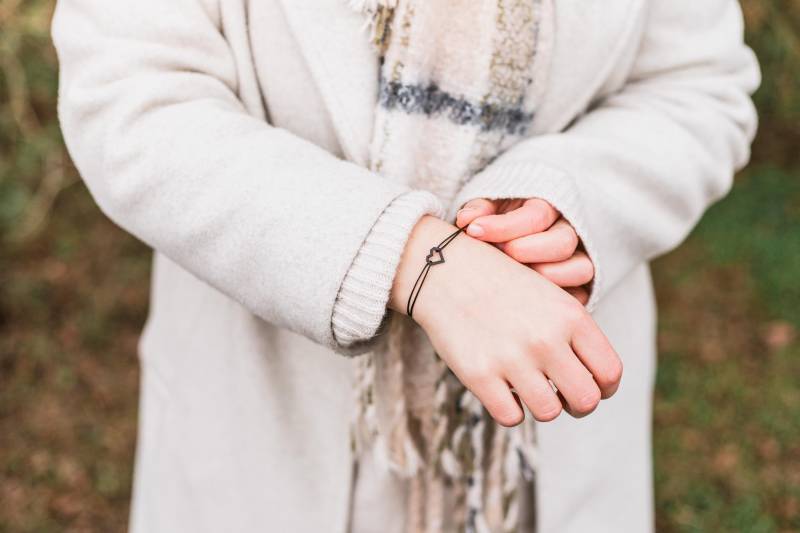 Wooden Heart Bracelet - Handmade Natural Jewelry Adjustable Love Gift For Her Boho Bangle Couple Friendship von BeWoodenCompany