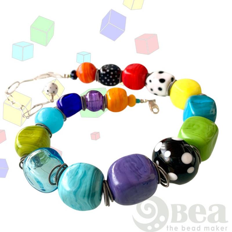 Glasperlenkette Aus Bunten Hohlperlen - Handgemachte Glasperlen in Regenbogenfarben Lampwork Schmuck Verstellbar -Einzigartiges Geschenk von BeaStoertz
