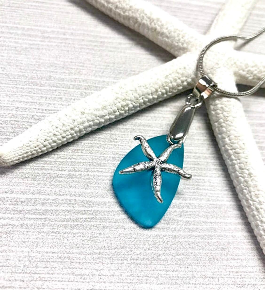 Blaue Seeglas Seestern Halskette, Anhänger Schmuck, Aqua Blau Seeglas, Beachy Schmuck von BeachBoutiqueJewels