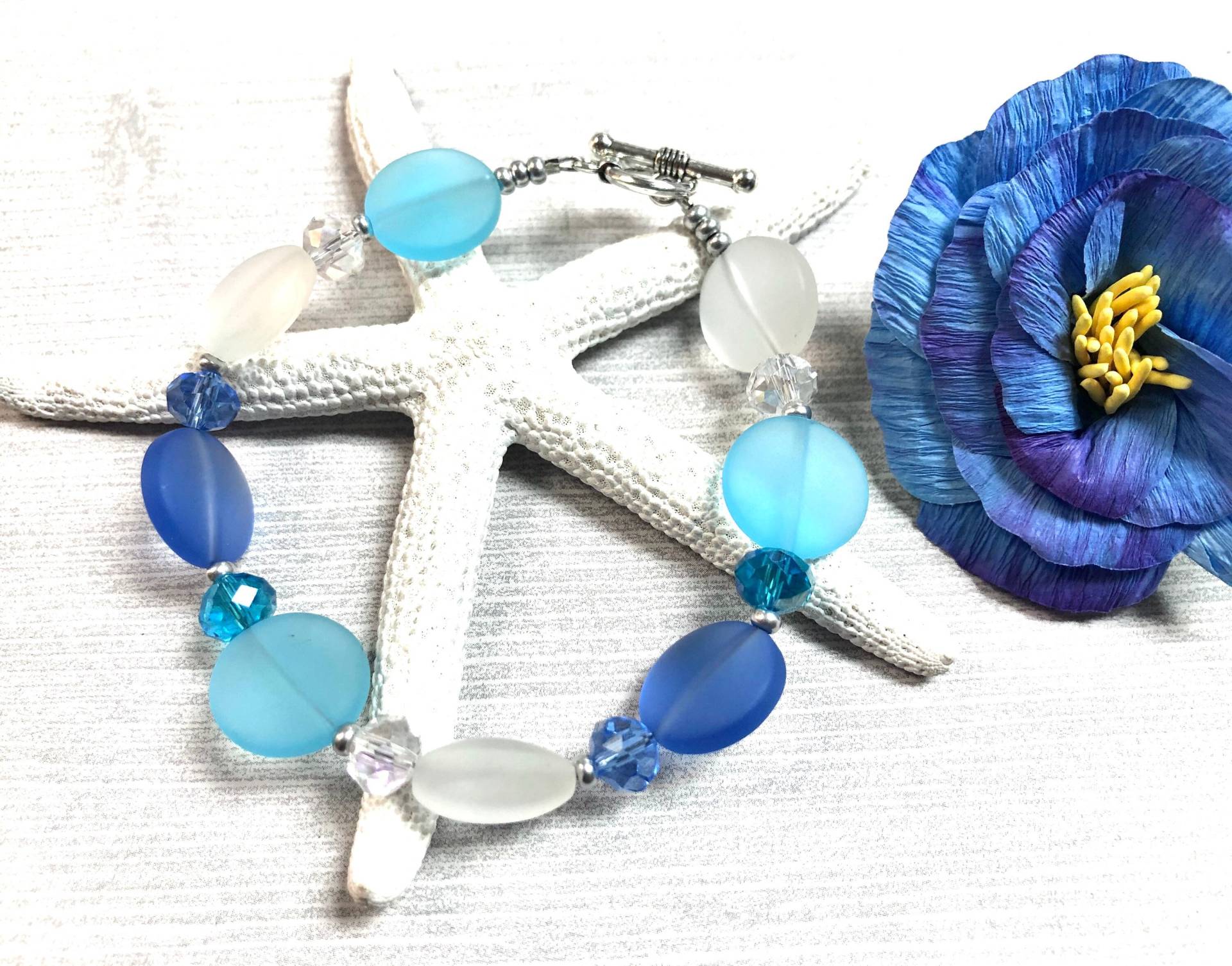 Blaues Meer Glas Armband, Schmuck, Brautjungfer Geschenk, Etwas Blaue, Beachy Schmuck von BeachBoutiqueJewels