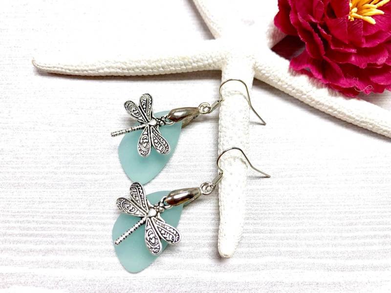 Seeglas Libellen Ohrringe, Blaue Schmuck, Sommer Schmuck von BeachBoutiqueJewels
