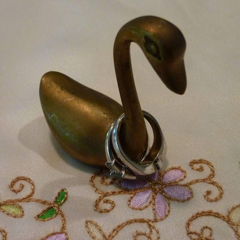 Vintage Ring Inhaber - Messing Schwan Baum Schmuck Aufbewahrung Schreibtisch-Accessoire Notizhalter Geschenk Für Jedermann von BeachBreezeBoutique
