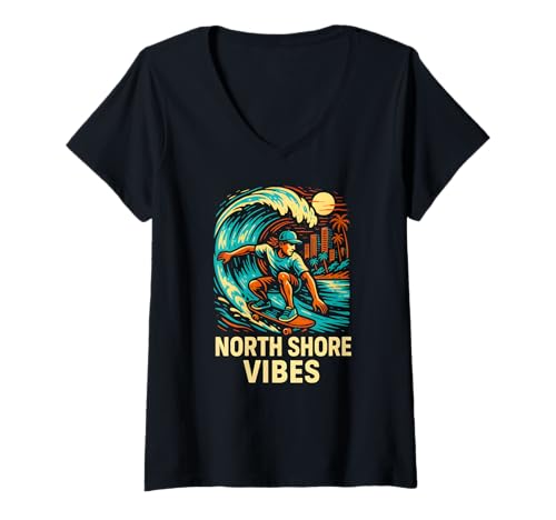 Damen Skateboarding North Shore Vibes Cool Herren Surfs Up T-Shirt mit V-Ausschnitt von Beachy Vibes North Shore Surfs Up Skateboarding