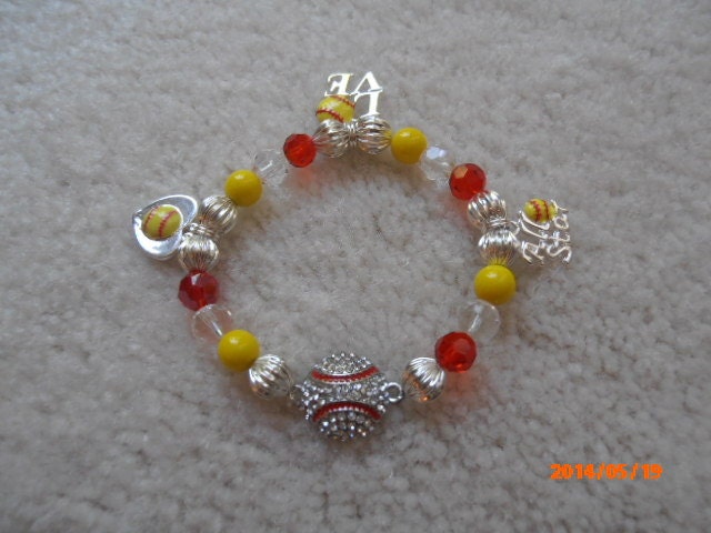 Es Ist Ein Home Run Softball-Bettelarmband Es Ist Ein Home Run Softball-Bettelarmband von BeadEeye
