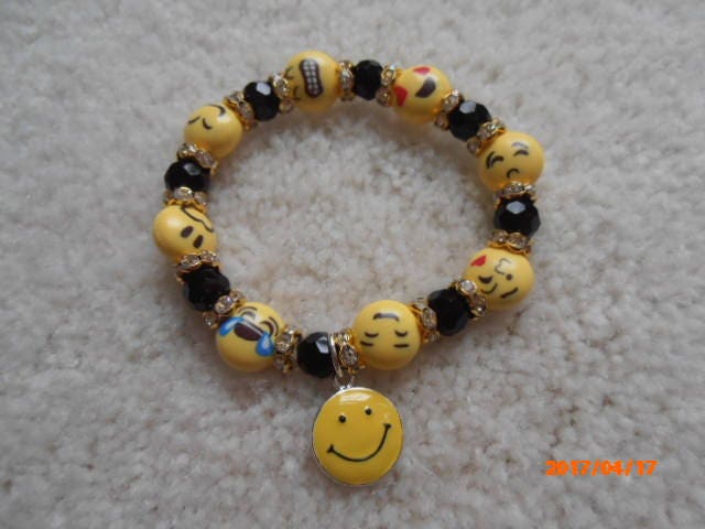 Ich Mache Gesichter Bettelarmband Glasperlen Smiley Ich Mache Gesichter Bettelarmband Glasperlen Smiley von BeadEeye
