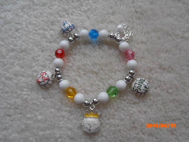 Spike Es Volleyball-Bettelarmband Spike Es Volleyball-Bettelarmband von BeadEeye