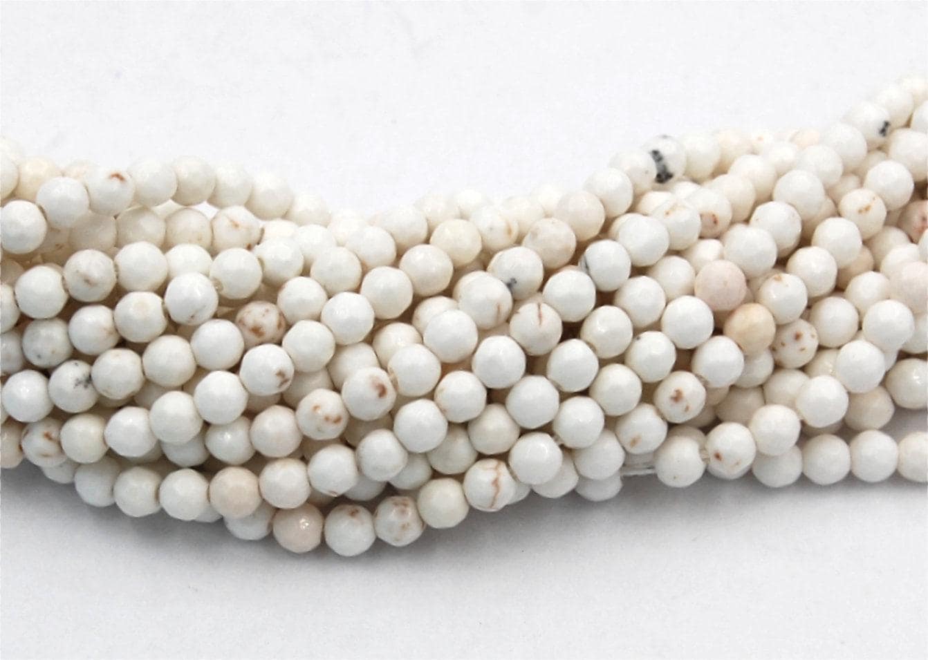 4 Mm Goldene Matrix Cremeweiße Magnesit Facettierte Runde Perlen -15, 5 Zoll Strang 4 Mm Goldene Matrix Cremeweiße Magnesit Facettierte Runde Perlen -15, 5 Zoll Strang von BeadGirlzBoutique