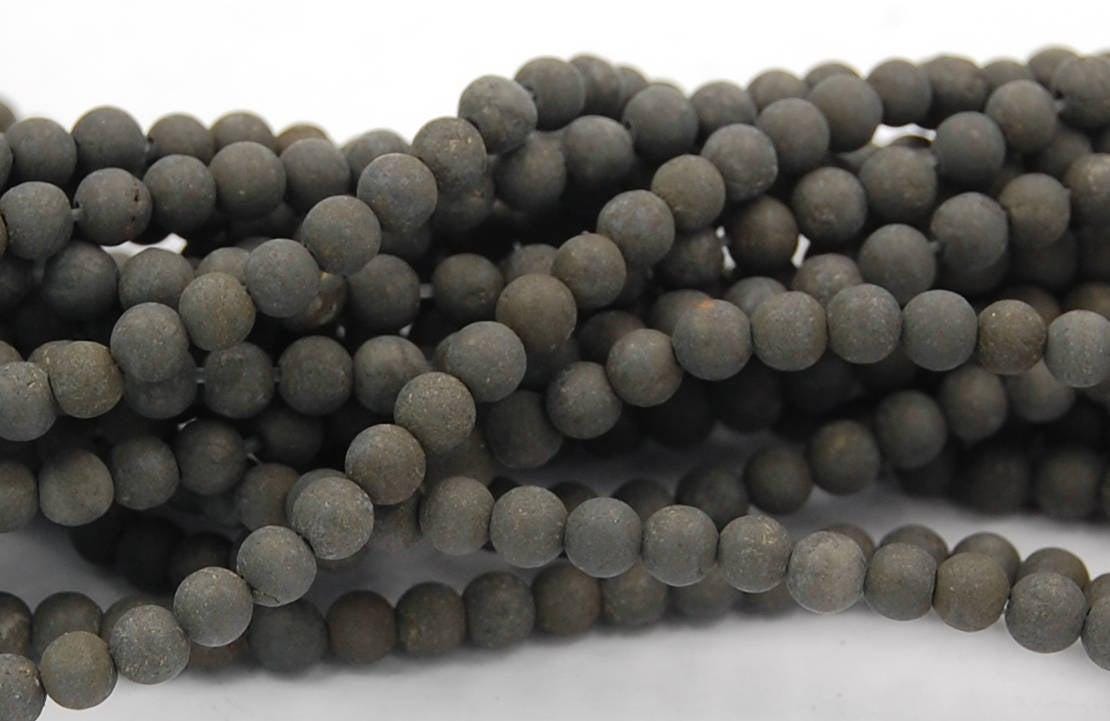 4 Mm Matte Pyrit Runde Gefrostet Perlen -15.5 4 Mm Matte Pyrit Runde Gefrostet Perlen -15.5 von BeadGirlzBoutique
