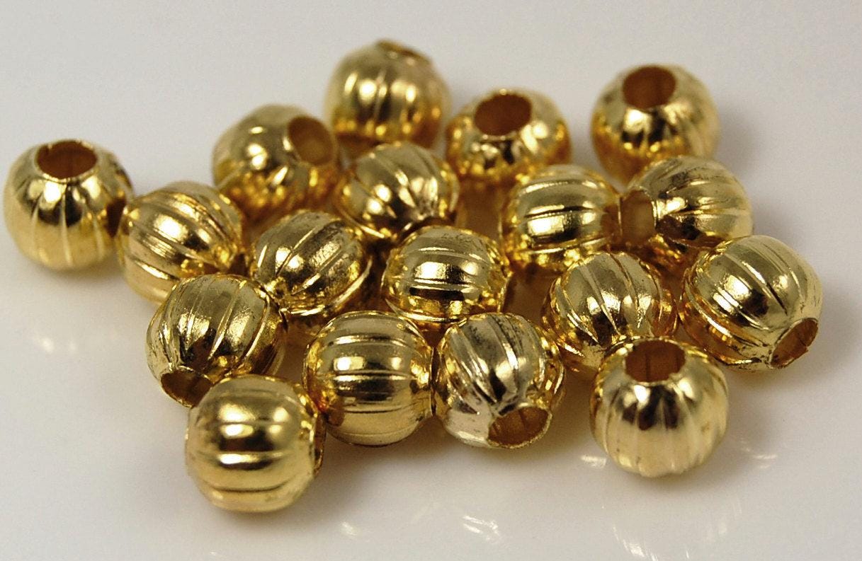 Goldfarbig, 6 Mm Rund Gewellt. Verkauft Pro 100Er-Packung Goldfarbig, 6 Mm Rund Gewellt. Verkauft Pro 100Er-Packung von BeadGirlzBoutique