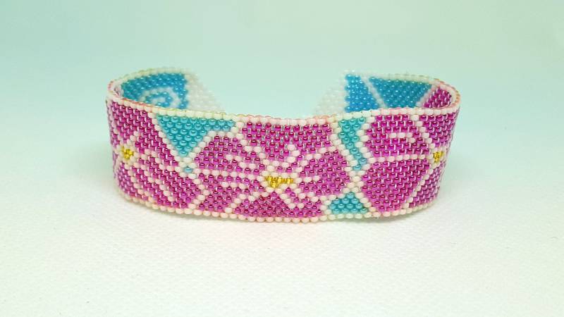 Gelassene Armbänder Free Shipping Gelassene Armbänder Free Shipping von BeadMasterCreations