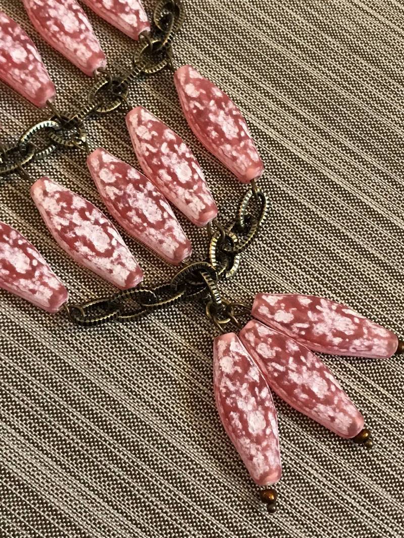 3-Tiered Staubigen Rosa Und Weiß Vintage Tube Perle Halskette von BeadMeetsGirl