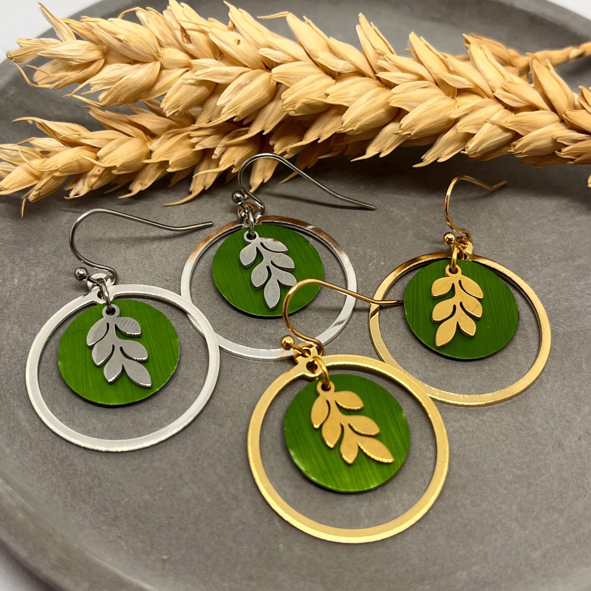 Filigrane Ohrringe Mit Blatt von BeadNes