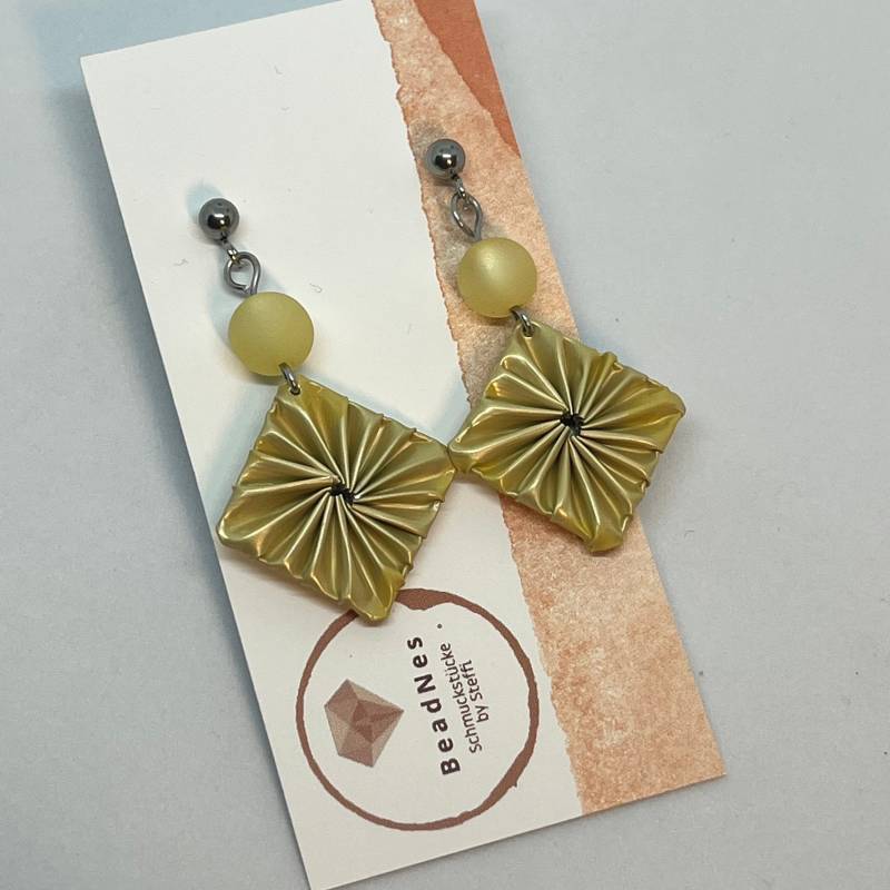 Ohrring Kaffeekapsel Beige Mit Polarisperle von BeadNes