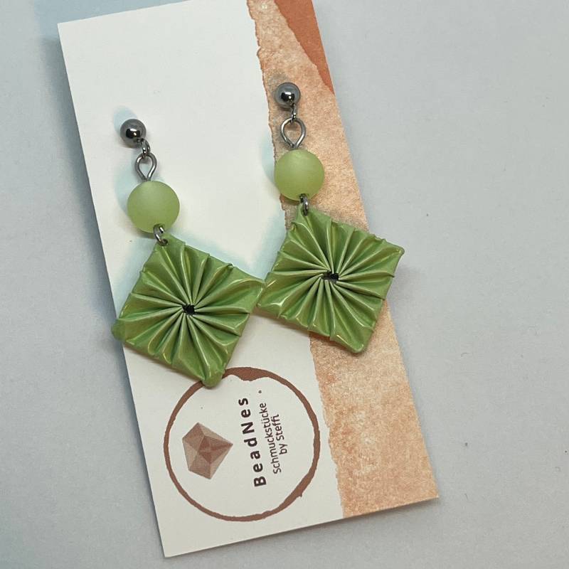 Ohrring Kaffeekapsel Hellgrün Mit Polarisperle Ohrring Kaffeekapsel Hellgrün Mit Polarisperle von BeadNes