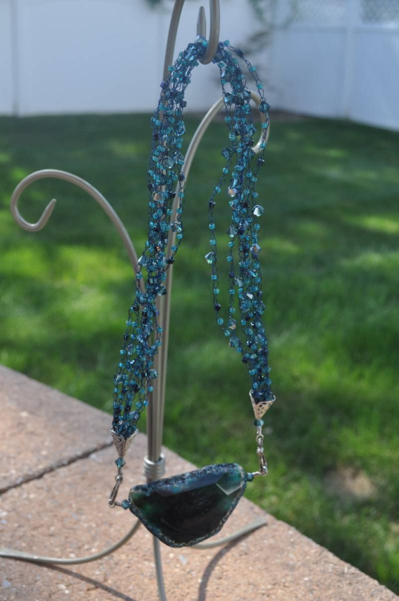 Azurblaue Meere Halskette von BeadOnAWireBoutique