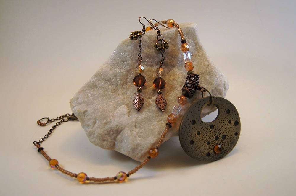 Queen Cleopatra Amber Medaillon Halskette & Ohrringe Set von BeadOriginalsbyJudi