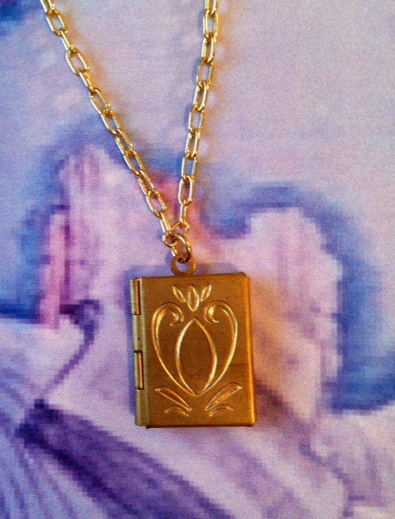 Sie Sind Geliebt Medaillon, Medaillon Geschenk Für Tochter/Freundin Frau, Vintage Messing Sie Sind Geliebt Medaillon, Medaillon Geschenk Für Tochter/Freundin Frau, Vintage Messing von BeadRee