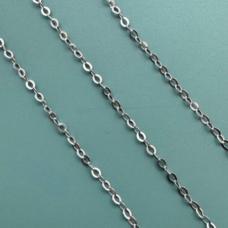Rhodium Überzogenes Sterlingsilber, Unfertige Großketten, 2mm Flache, Ovale Kabelkette, Leichte Kette, Großhandelsschmuckzubehör - Sku 101021-Rh von BeadUnion