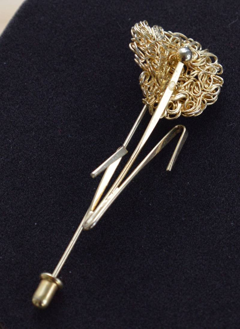 Gold-Ton Floralen Anstecknadel, Vintage | Q13 von Beadazzle27