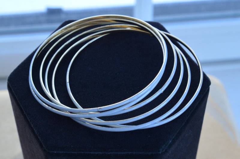 Hübscher Vintage Grau Emaillierter, Goldfarbener Armreif Lot | 7 | R14 von Beadazzle27