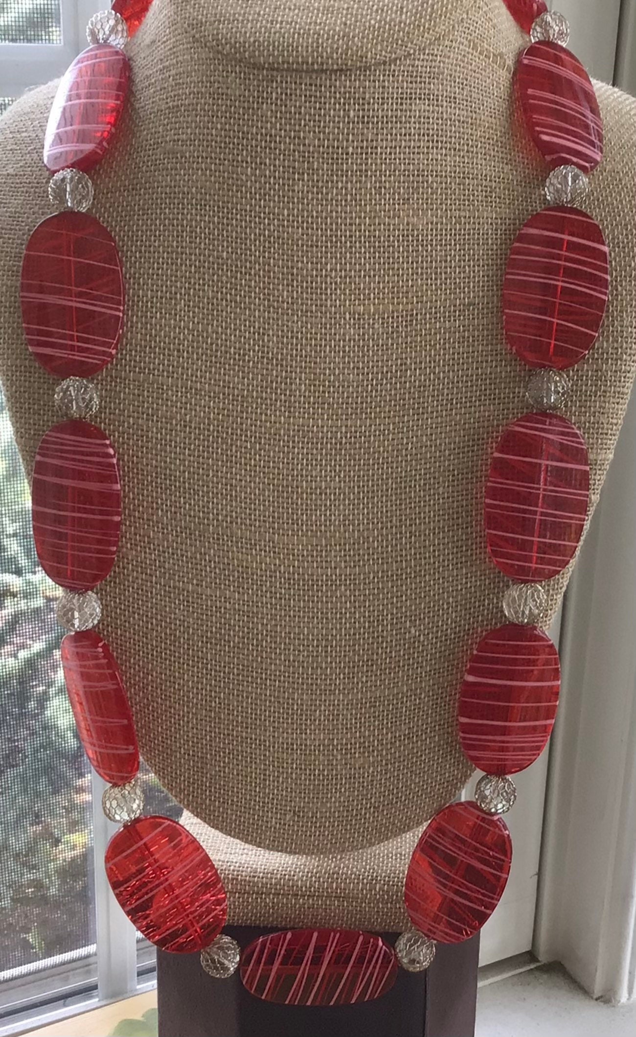Rot, Rosa Oval Kunststoff Perlen Halskette, 30-1/2", Vintage von Beadazzle27