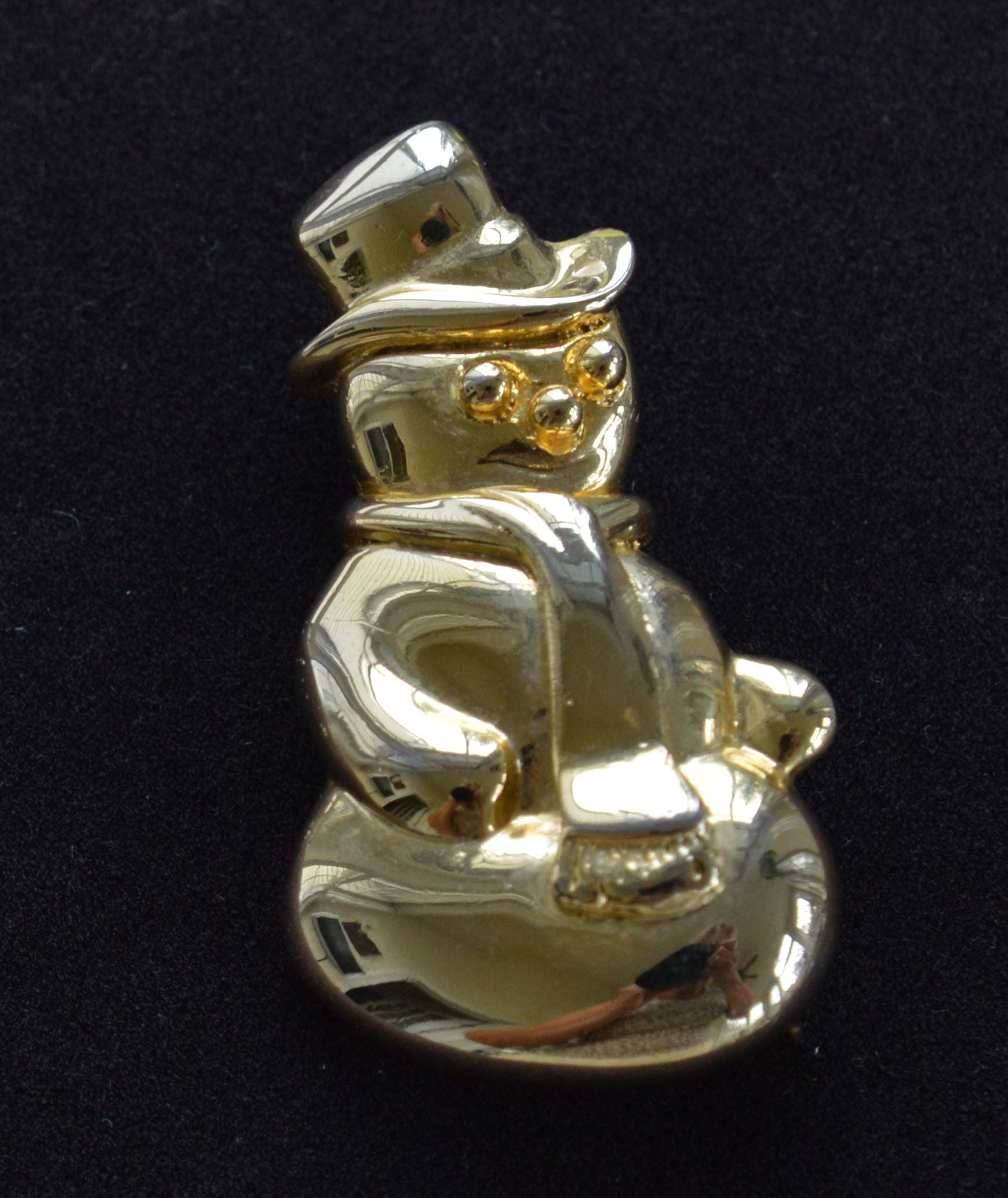 Schneemann-Pin, Gold-Ton, Vintage, Winter, "Aai" | Tb54 Schneemann-Pin, Gold-Ton, Vintage, Winter, "Aai" | Tb54 von Beadazzle27