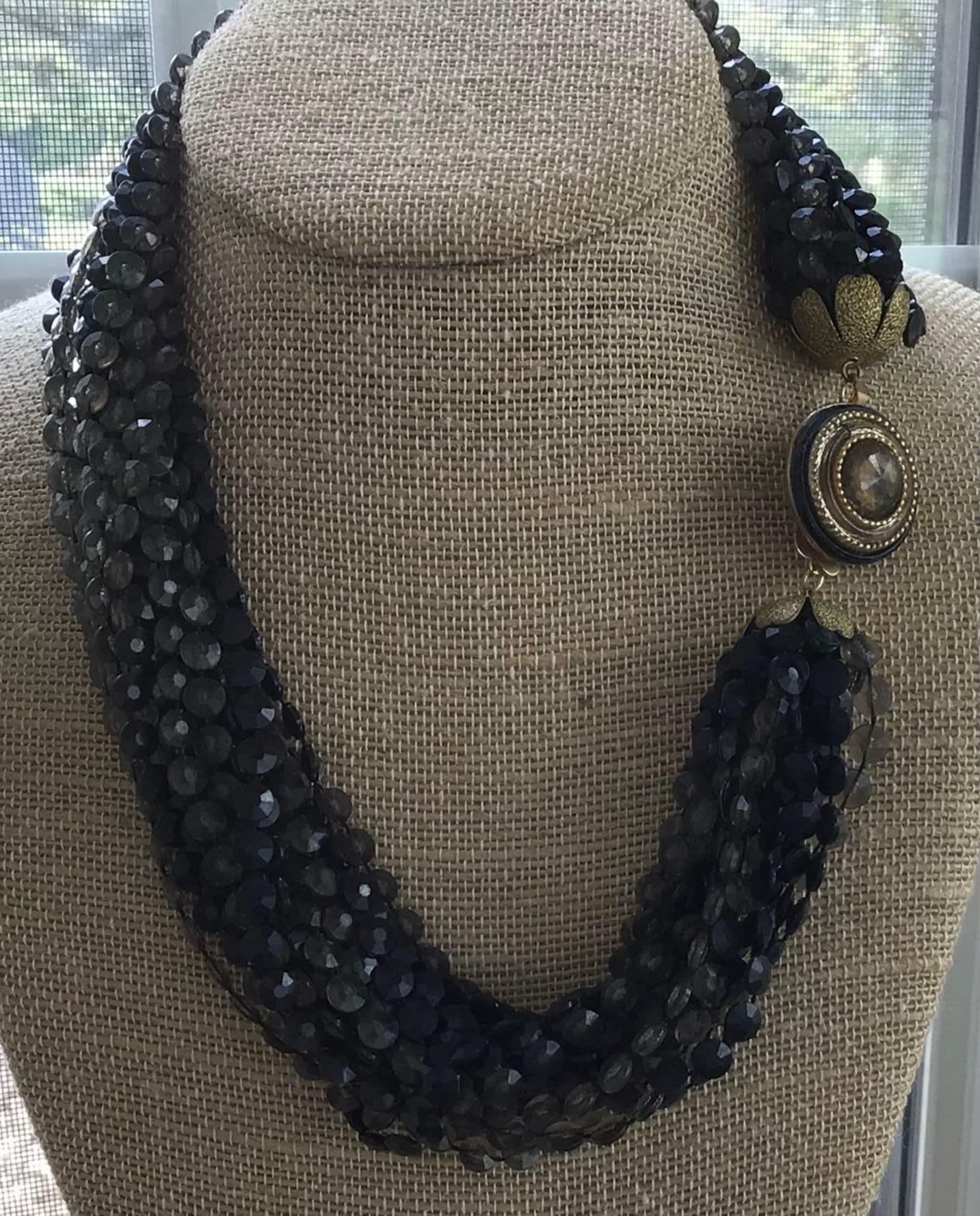 Schwarz, Braun Kunststoff Perlen, Multi-strang Halskette, Vintage, 20" von Beadazzle27