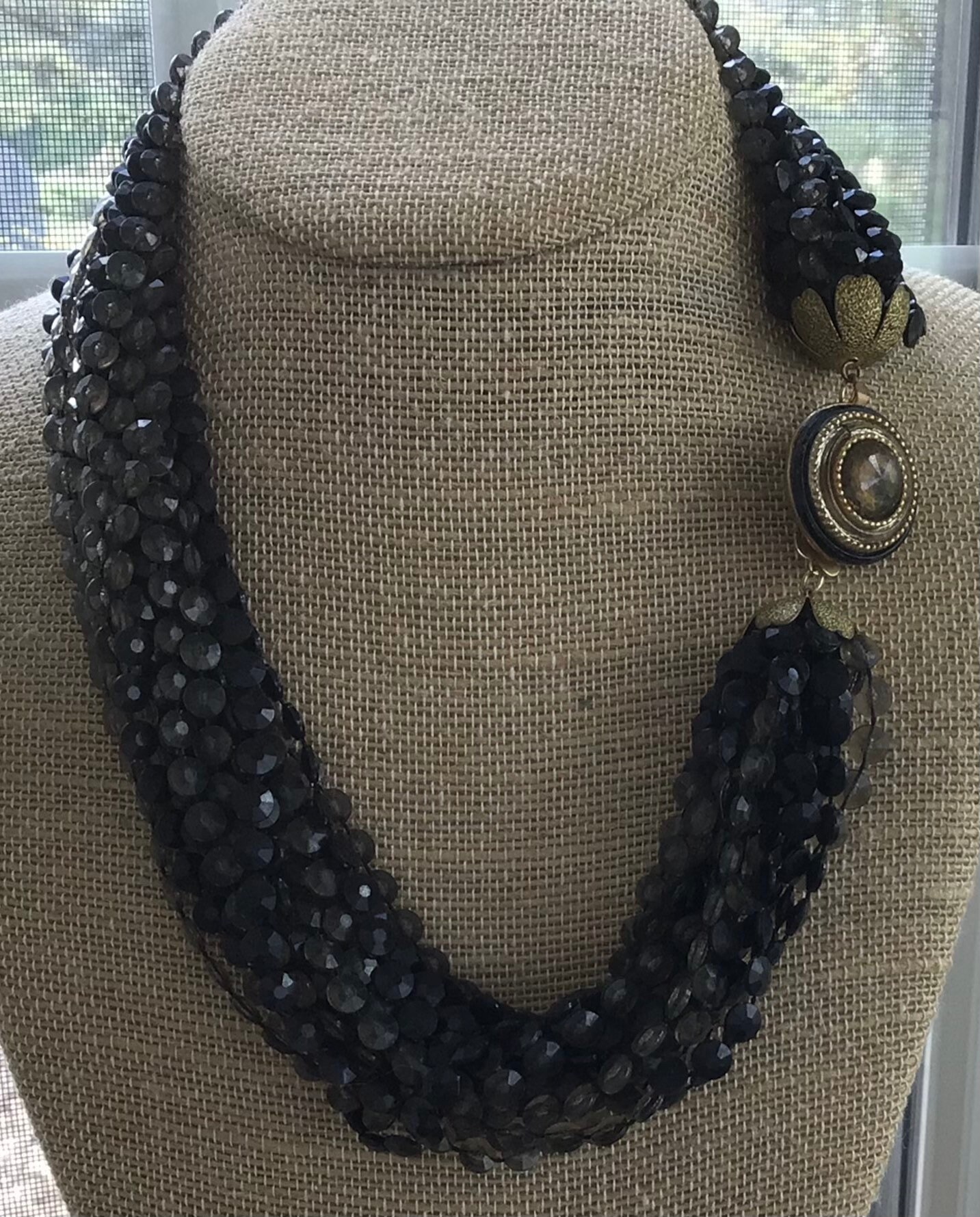 Schwarz, Braun Kunststoff Perlen, Multi-strang Halskette, Vintage, 20" Schwarz, Braun Kunststoff Perlen, Multi-strang Halskette, Vintage, 20" von Beadazzle27