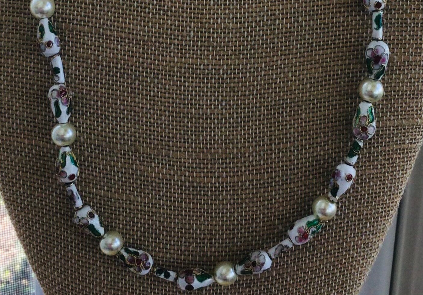 Weiße Cloisonné, Perlenkette, 23", Magnetverschluss, Vintage | Ae14 von Beadazzle27